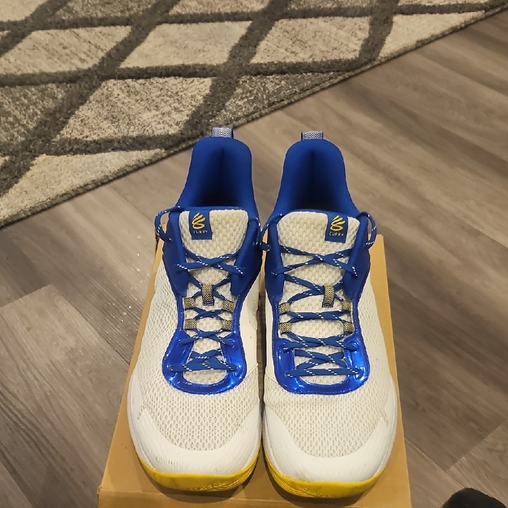Under Armour Stephen Curry Blue and White Athletic Shoes